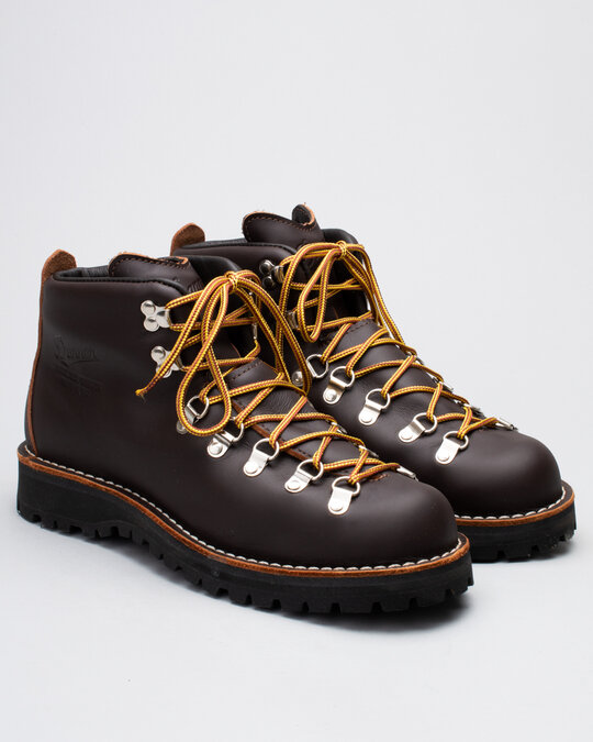 Danner-Boots-Mountain-Light-Brown-30866.jpg